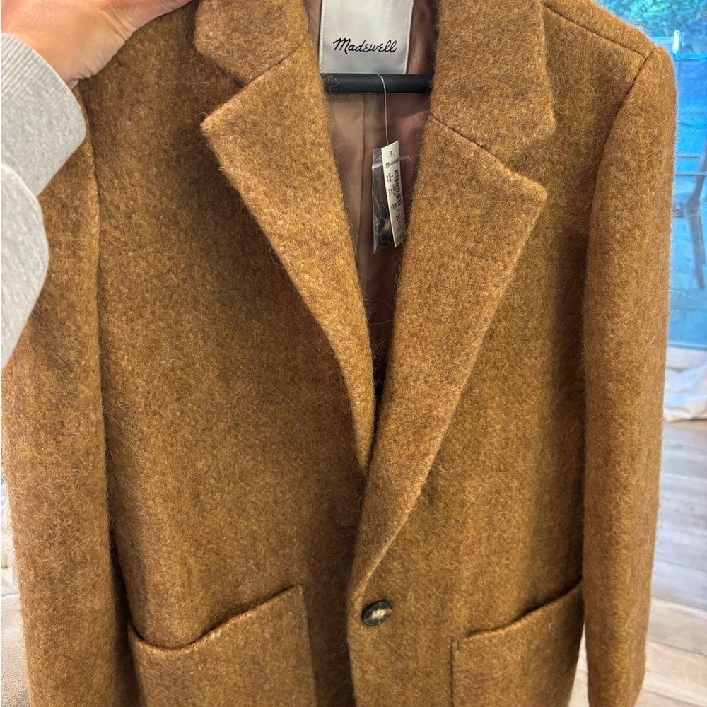 Cutest wool camel made well blazer nwt